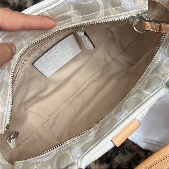 Y2K Coach SoHo Small Shoulder Tote - Picture 5 of 8